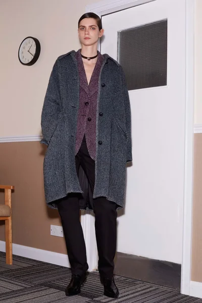 Look 8